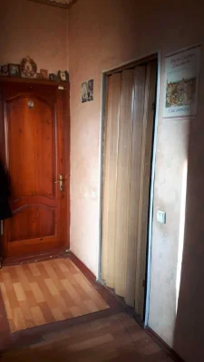 For Sale: 2-bedroom apartment in the center on Shulginikh Street (2nd floor)