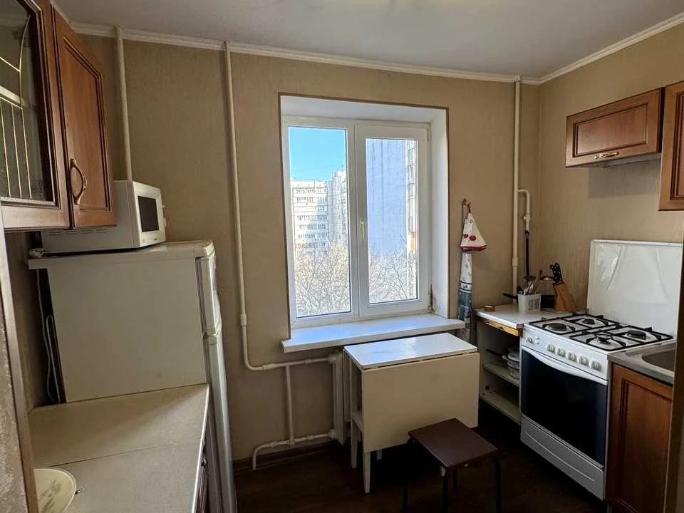 Apartment. Kam'yanska Street, Kyiv