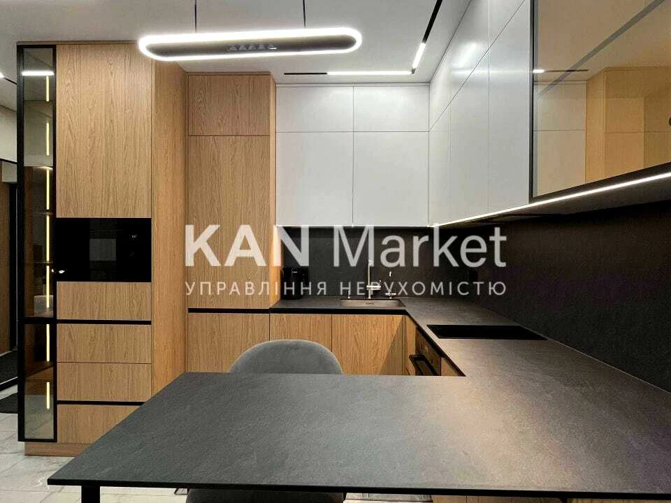 Квартира. Киев, проспект Кистяковских