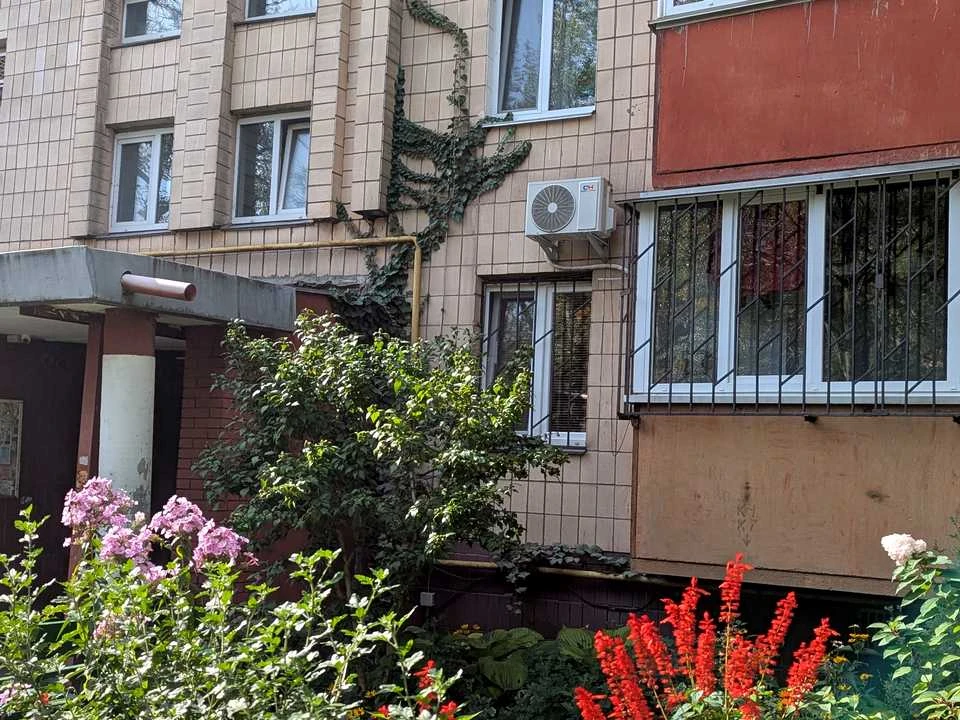 Квартира. Київ, Лук'янівська вул.
