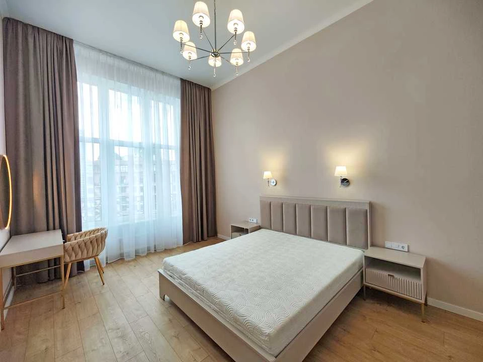Квартира. Київ, вулиця Михайла Бойчука, 52