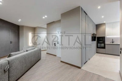 Sale of a renovated 3-room apartment in the Rusynska residential complex