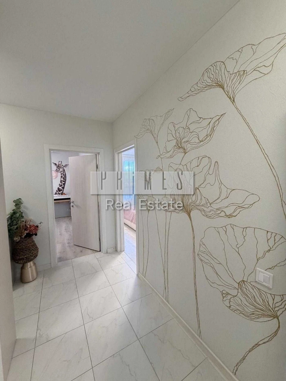 Apartment for sale in installments OK Land. 3 bedrooms