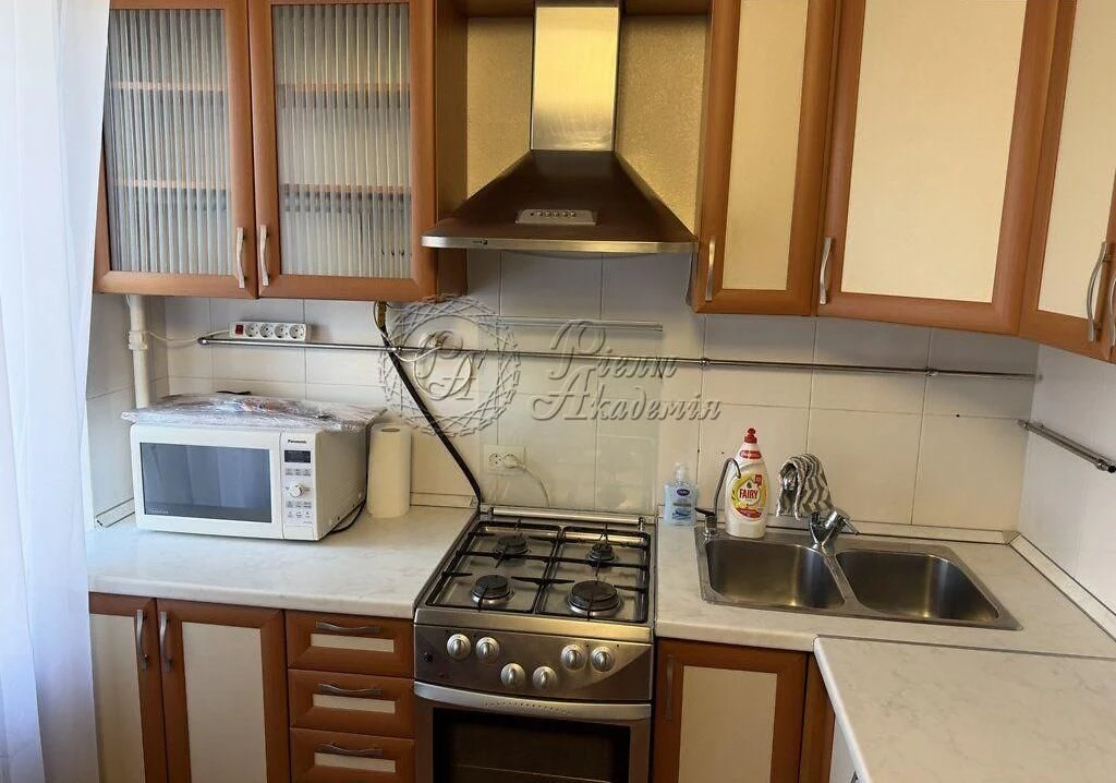 Центр! Продаж квартири Берестейський проспект 5,євродвокімна