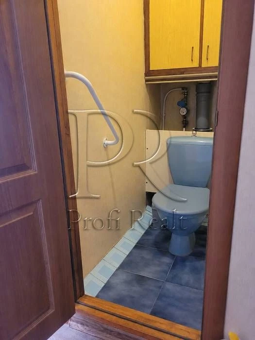 Продам 1-кімн. квартиру Теремки, Голосіївський район, Глушко