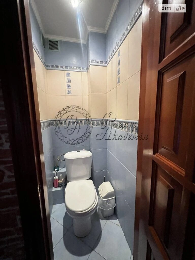 Продаж затишної 1-квартири по вул. Кільцева дорога, 5-А, Пів