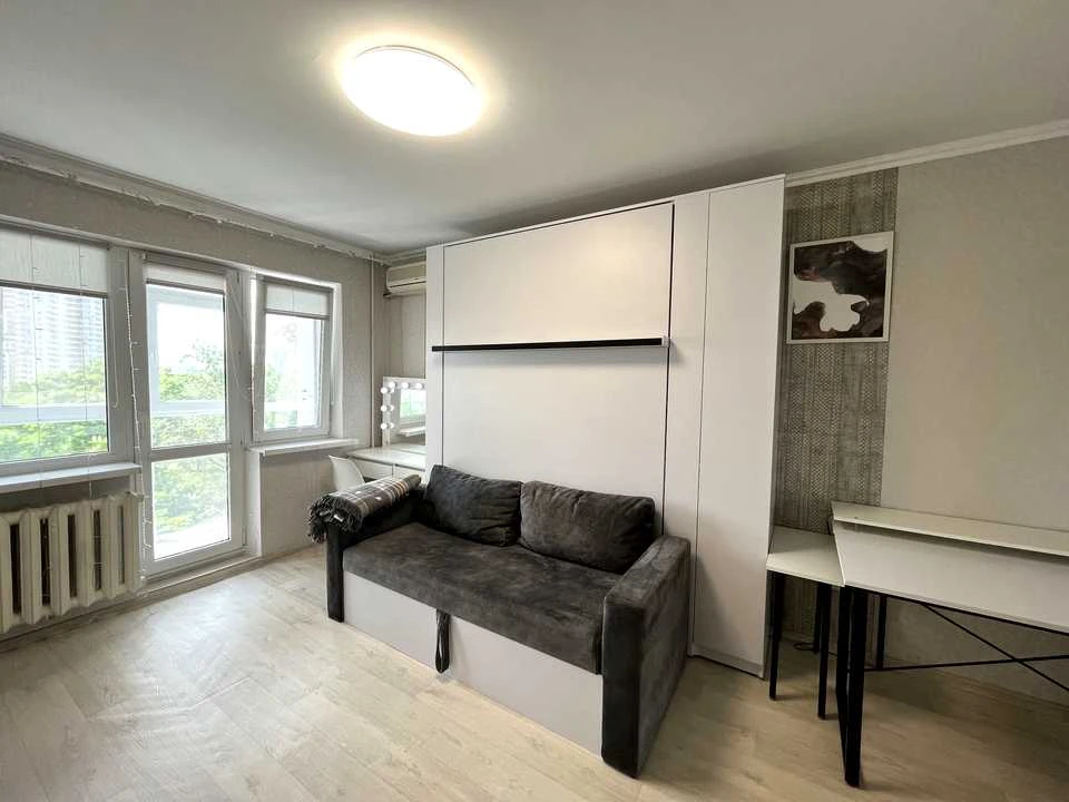 Apartment. Ushinskogo st. Kyiv