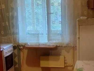 Apartment. Nizhinska St.