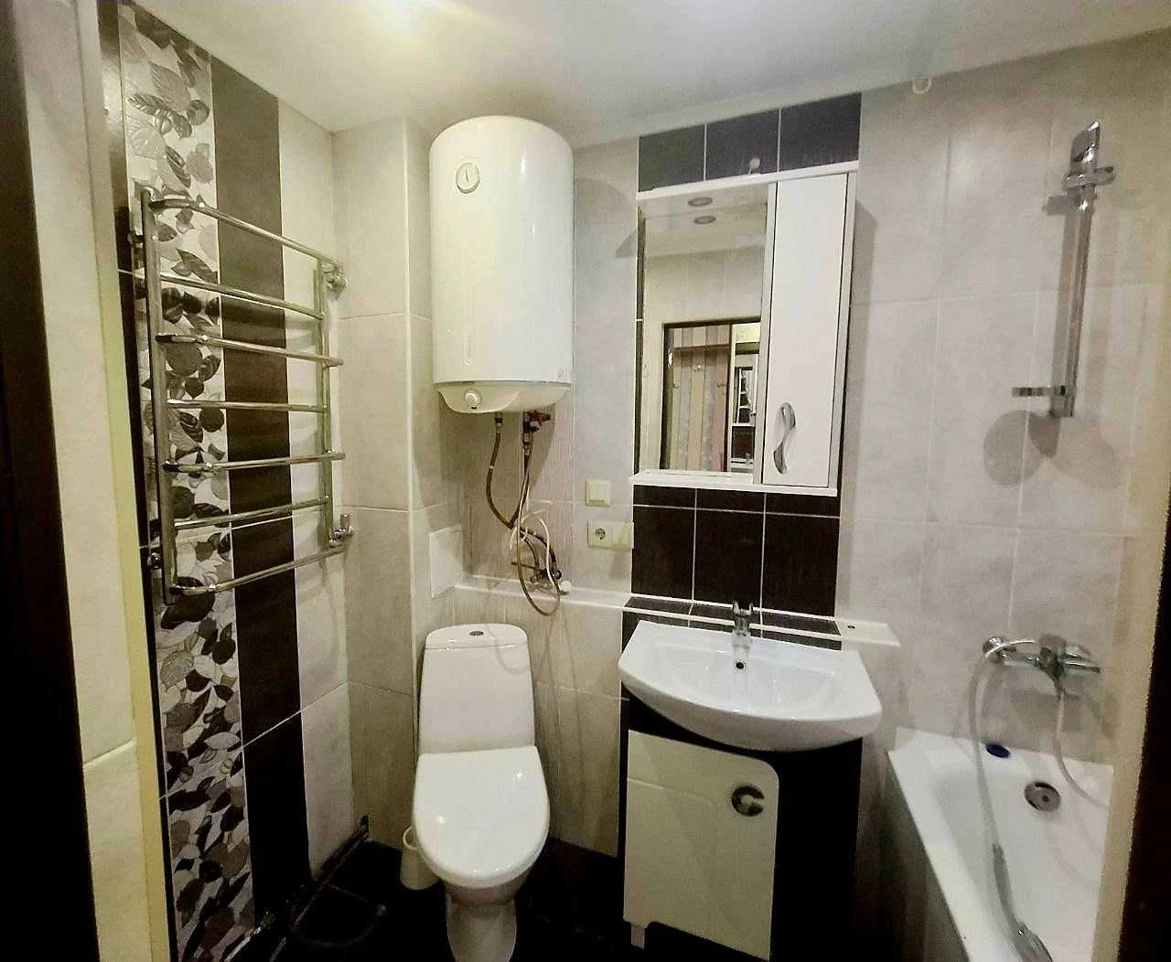 For Sale: 1-Bedroom Apartment at Zdolbunivska Street, 3B / Pozni