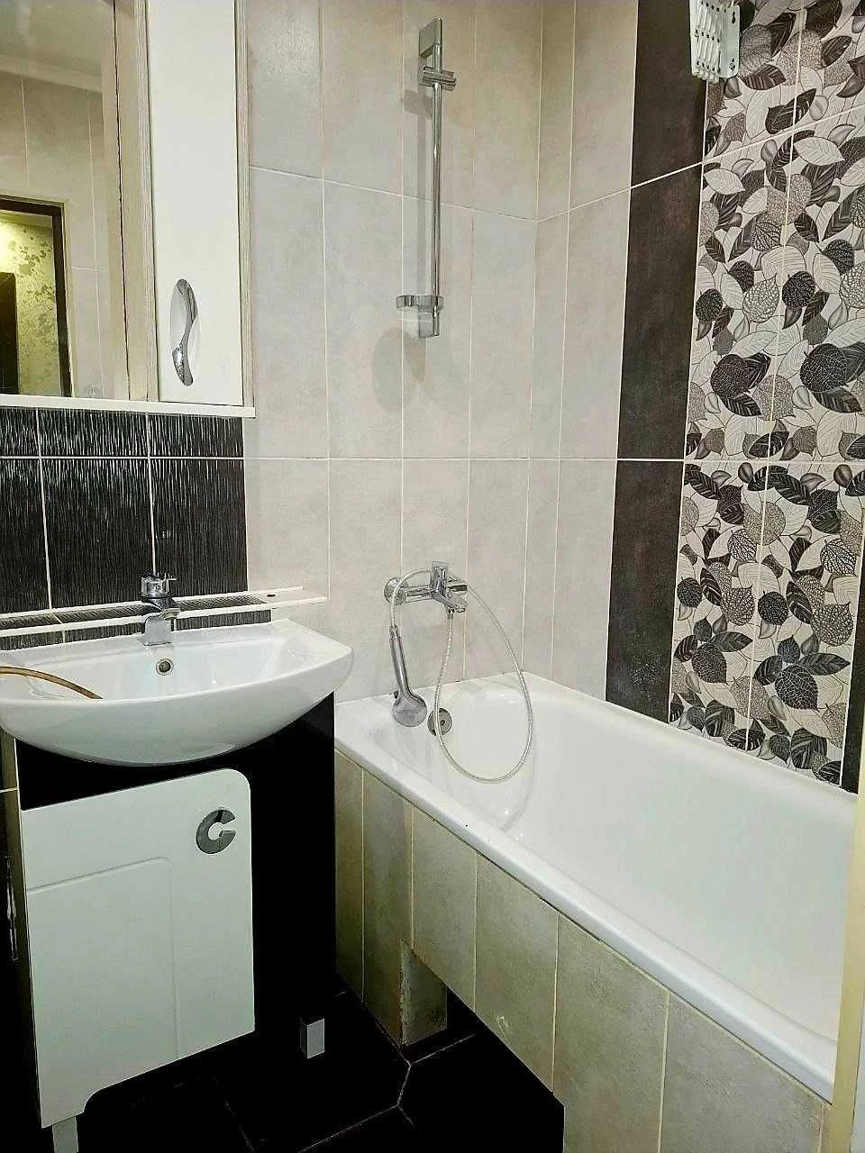 For Sale: 1-Bedroom Apartment at Zdolbunivska Street, 3B / Pozni