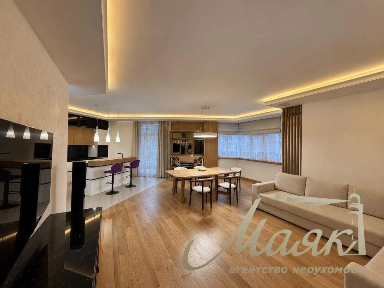 Sale of a 4-room apartment 164 sq m in the "French Quarter" residential complex