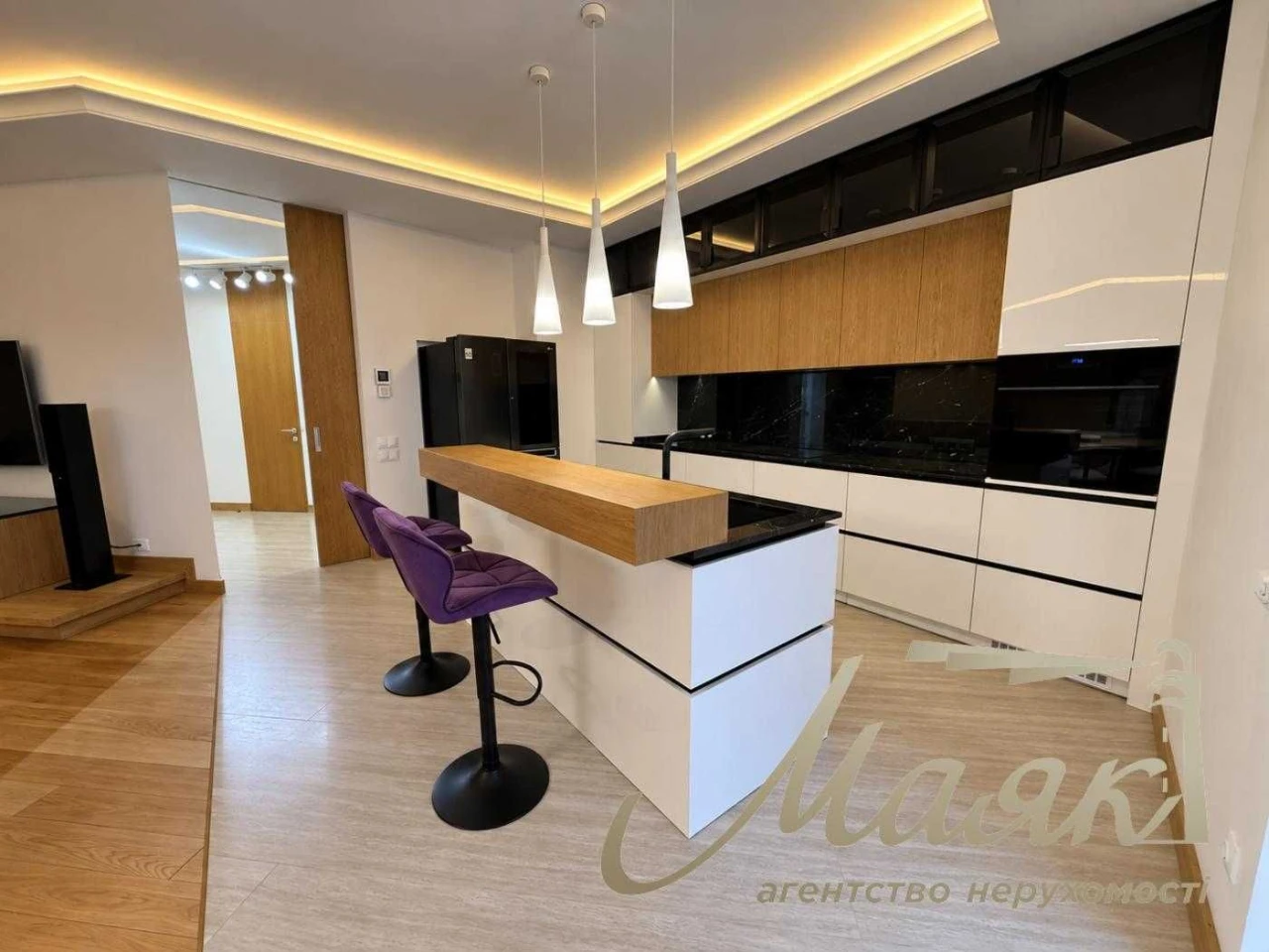 Sale of a 4-room apartment 164 sq m in the "French Quarter" residential complex