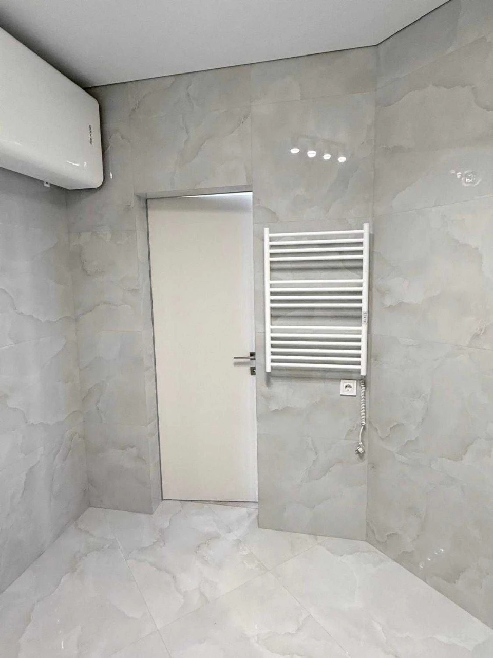 Сучасна 1-к смарт квартира 46,6 м² з ремонтом у ЖК Русанівсь