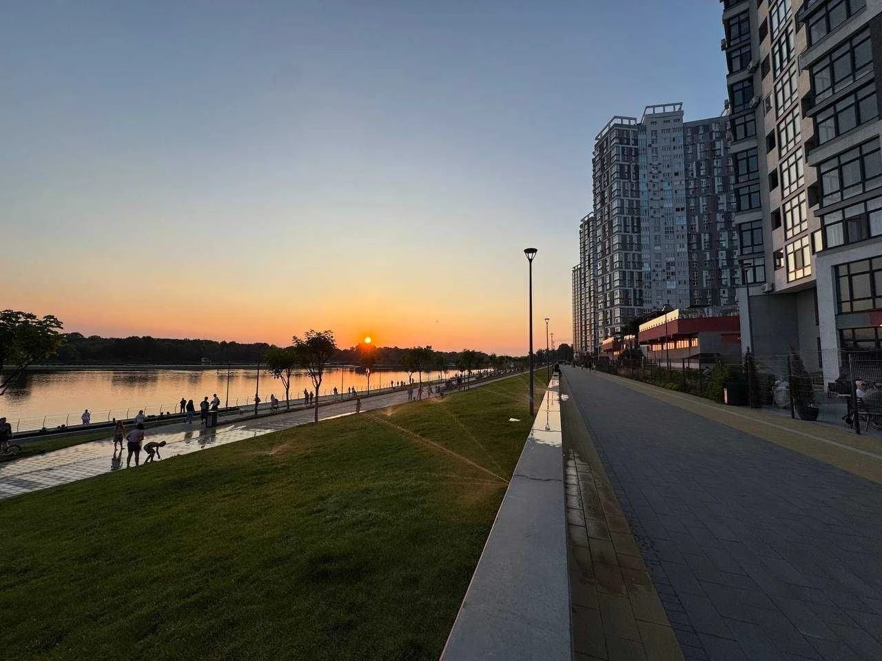 Сучасна 1-к смарт квартира 46,6 м² з ремонтом у ЖК Русанівсь