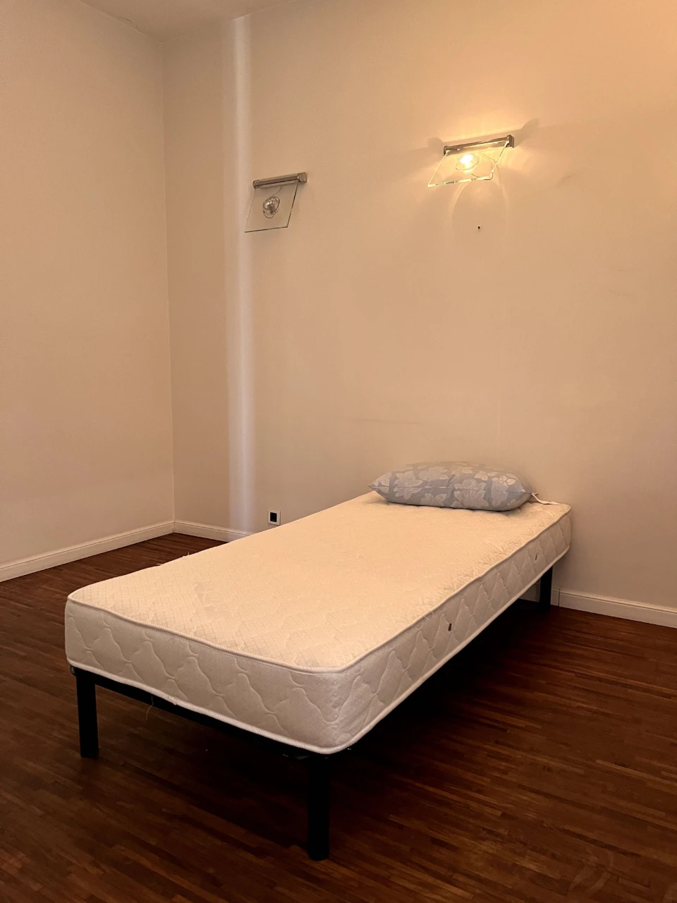 FOR SALE! Property for sale. Khoryv Street 39-41