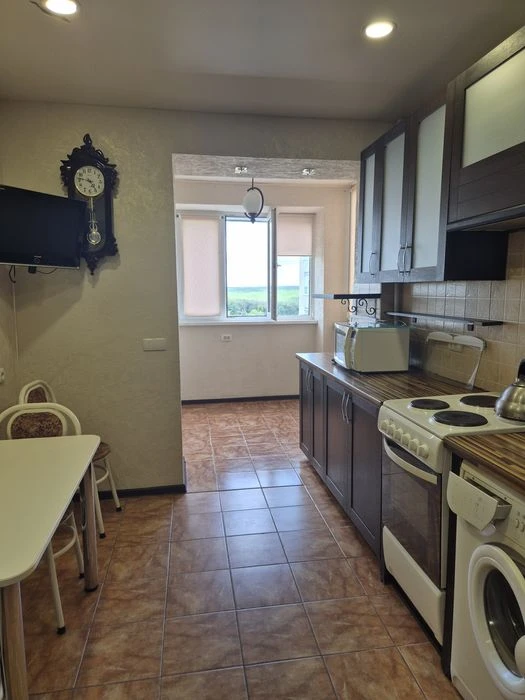 1 room apartment Zalyutino Zolochivska Street, 21