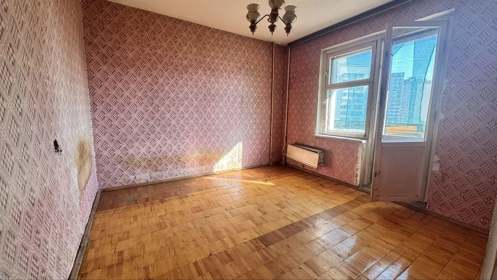 Продаж 4-кімнатної квартири 86,1 м.кв 6-й поверх Бажана 28 м