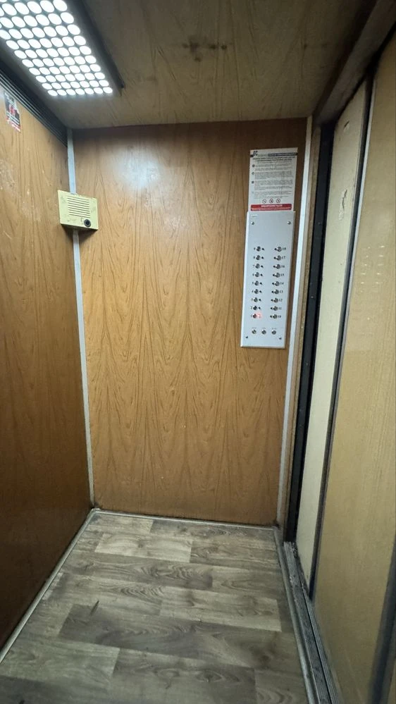 Продаж 4-кімнатної квартири 86,1 м.кв 6-й поверх Бажана 28 м