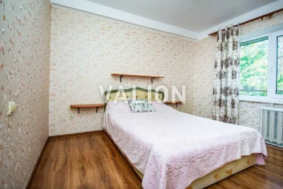 Apartment for Sale: 2-Room Apartment in Berezhniak Street