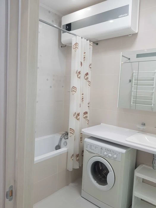 Продам 3 кімнатну квартиру, Кирило-Мефодівська 2, новий буди