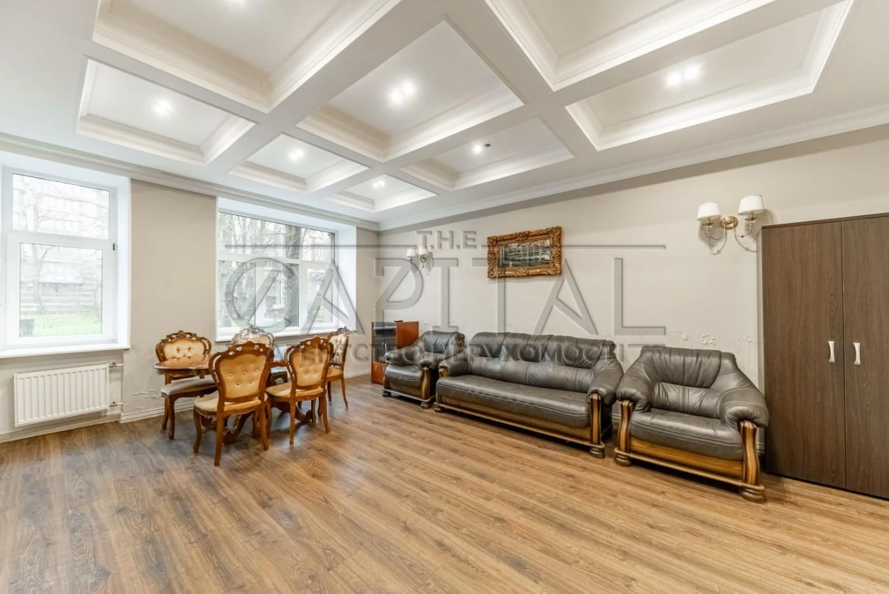 Apartment for Sale, Institute Street, Pechersky District, Khreshchatyk