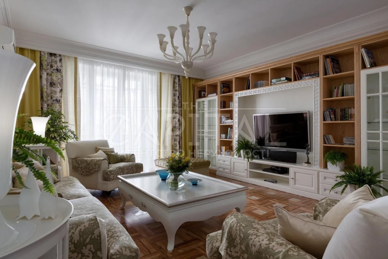 Apartment for Sale, Targenevskaya Street, Шевченковский District, Lukya
