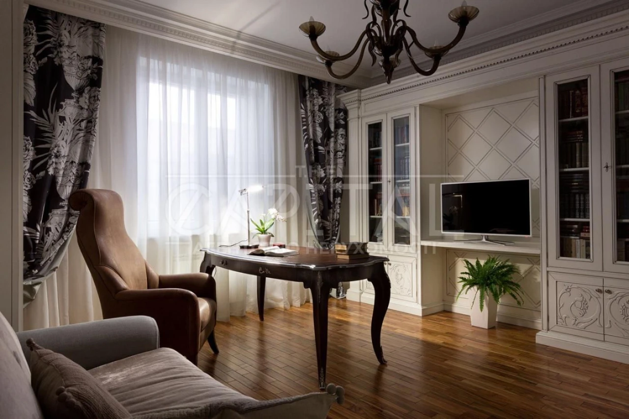 Apartment for Sale, Targenevskaya Street, Шевченковский District, Lukya