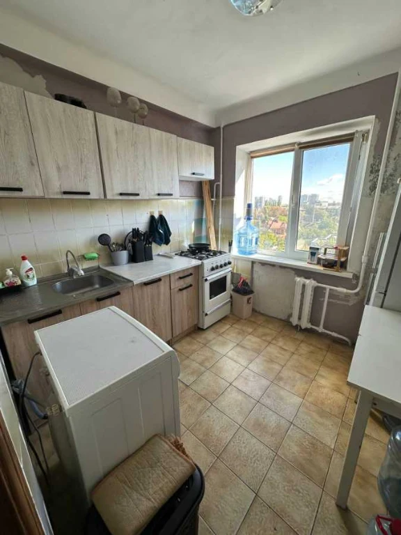 Продам трикімнатну квартиру (56 м²) в Киеве, Шевченковский