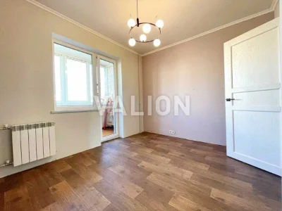 For Sale: 3-bedroom apartment (70 sq m) in Kyiv, Dniprodvyzh district