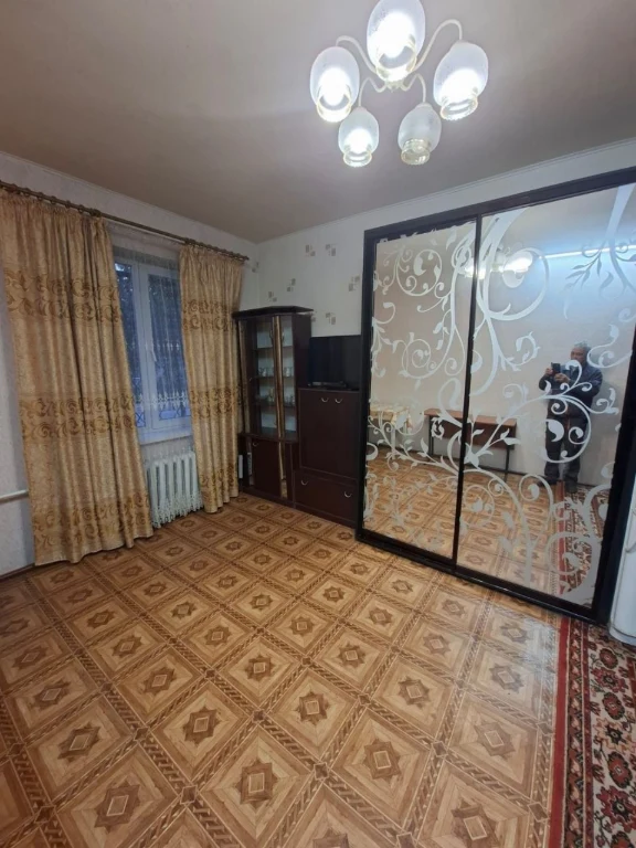 For Sale: 1-Bedroom Apartment, PriDniprozh