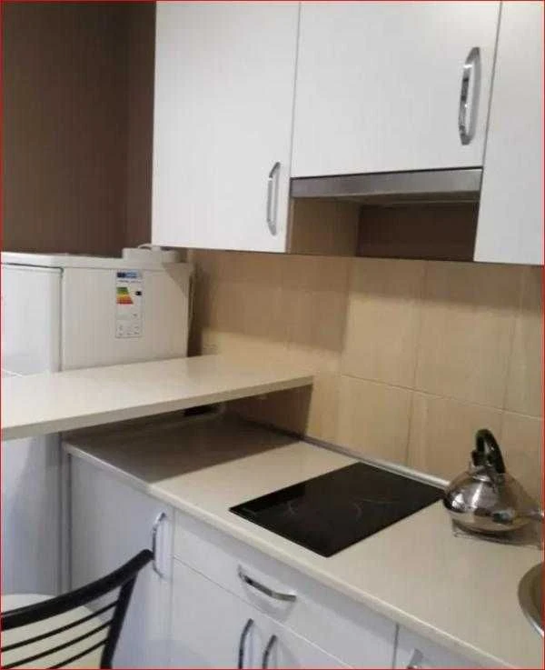 Selling 1 room studio apartment in an industrial area.