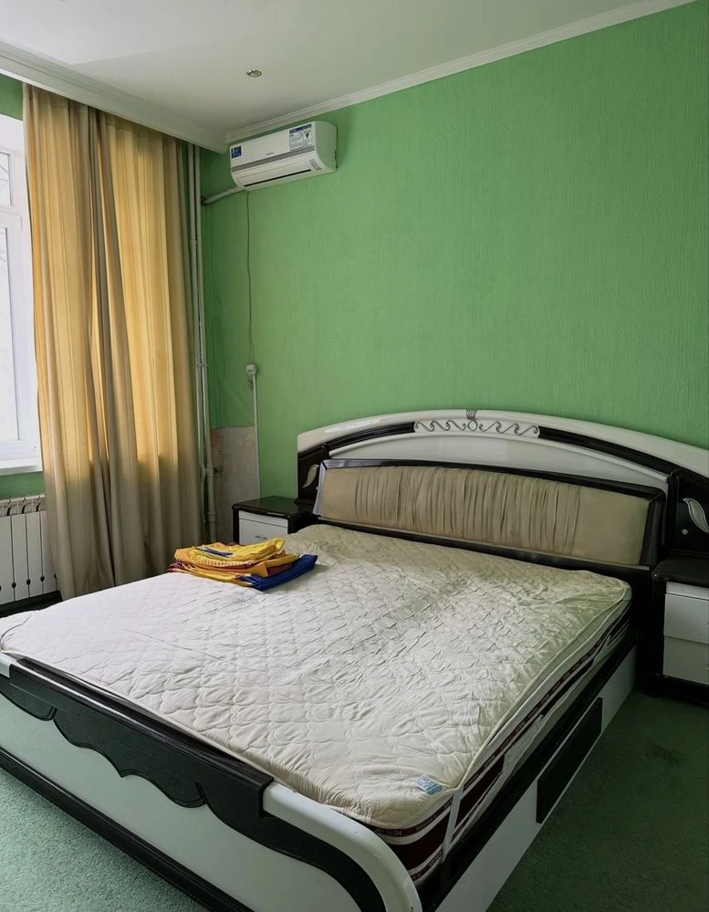 For Sale: 2-bedroom apartment on St. Gregory Skovoroda (Pushkinsk) Street