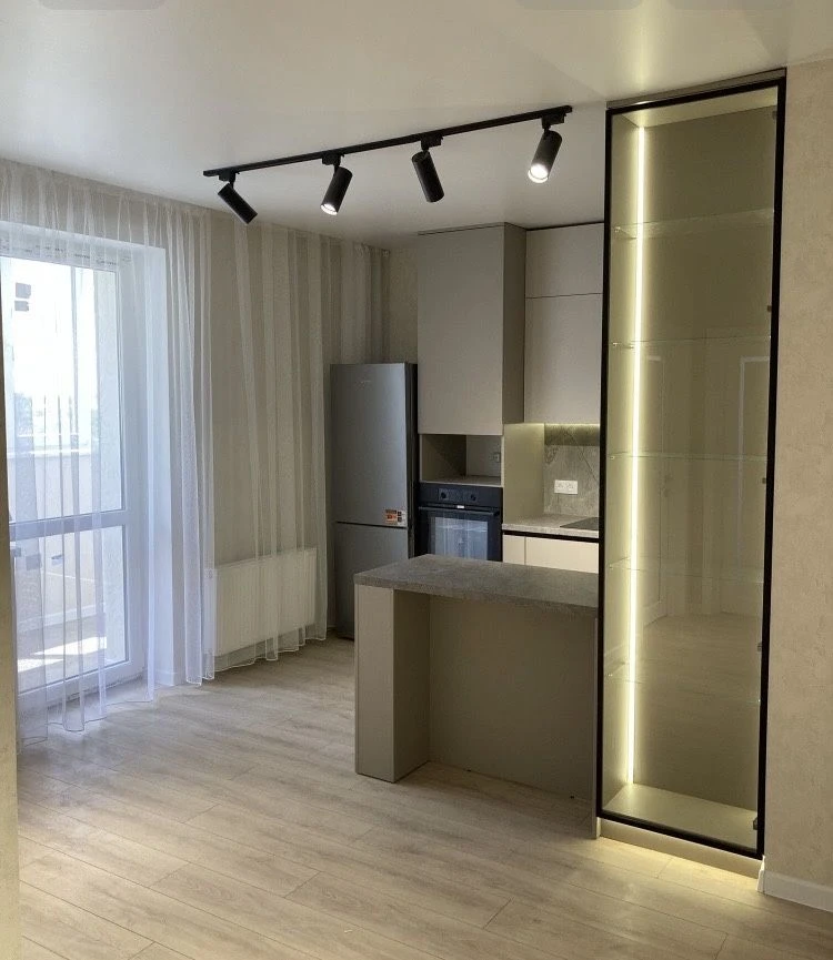 Selling a 2-bedroom apartment 58 sq m in the Mira residential complex