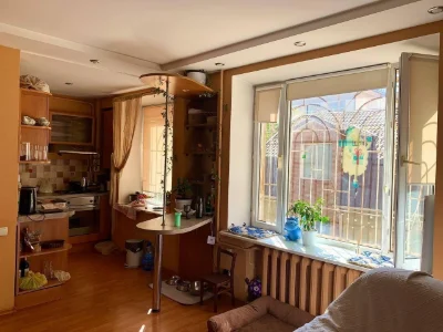 Продається квартира, 50 кв.м, в Сталінку, Центр міста. (3-204-96