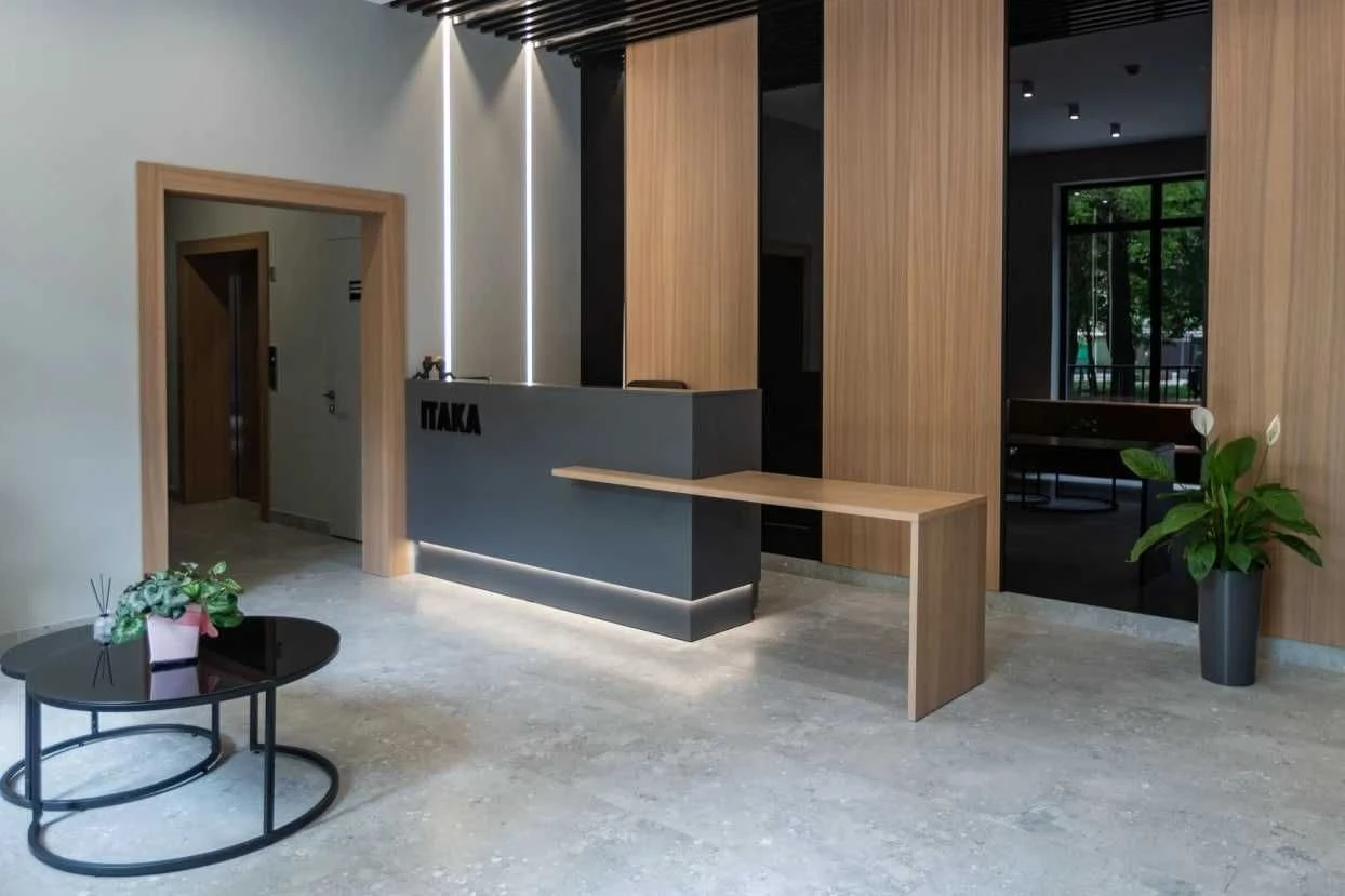 For sale, one-bedroom apartment measuring 44 m² in the residential complex "Ittaka". 7th