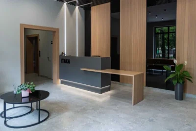 For sale, one-bedroom apartment measuring 44 m² in the residential complex "Ittaka". 7th