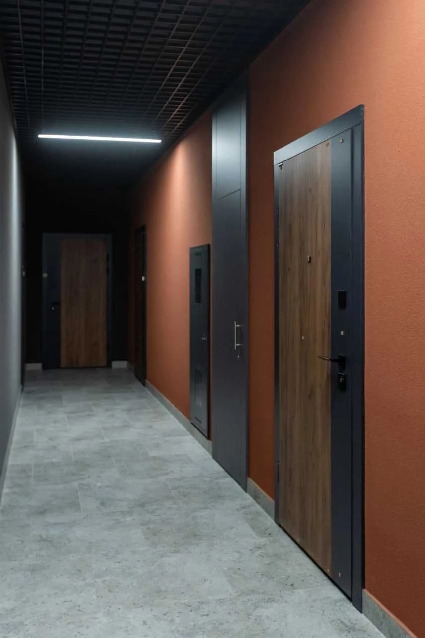 For sale, one-bedroom apartment measuring 44 m² in the residential complex "Ittaka". 7th