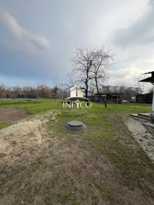 Продаж земельної ділянки біля готелю "Апельсин"