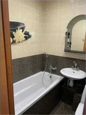 For Sale: 1-bedroom apartment on Gvardeys Shirontsev, 5 minutes from metro