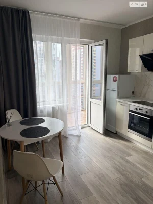 Long-Term Rental Apartment, Осокорки