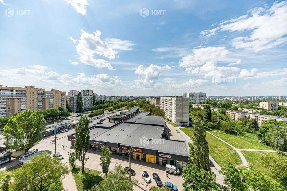 1 room 54m2 Saltovka (Barab., Ukraine), Poznanskaya ul. 2, RE-13393