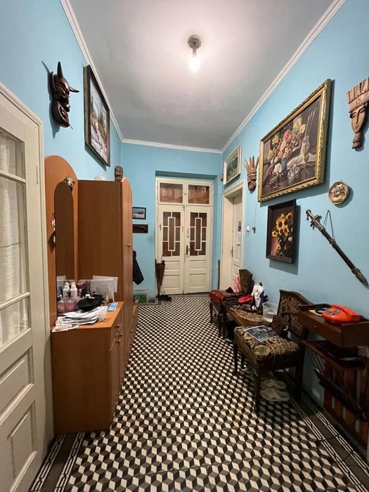 Продаж 4.кім.квартири в центральній частині міста вул. Берче