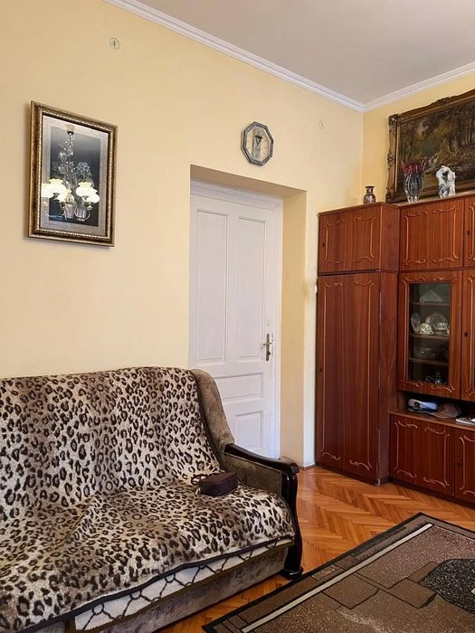 Продаж 4.кім.квартири в центральній частині міста вул. Берче