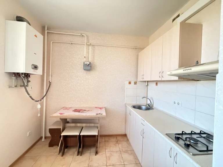 Продам 1-комн. квартиру с Ремонтом