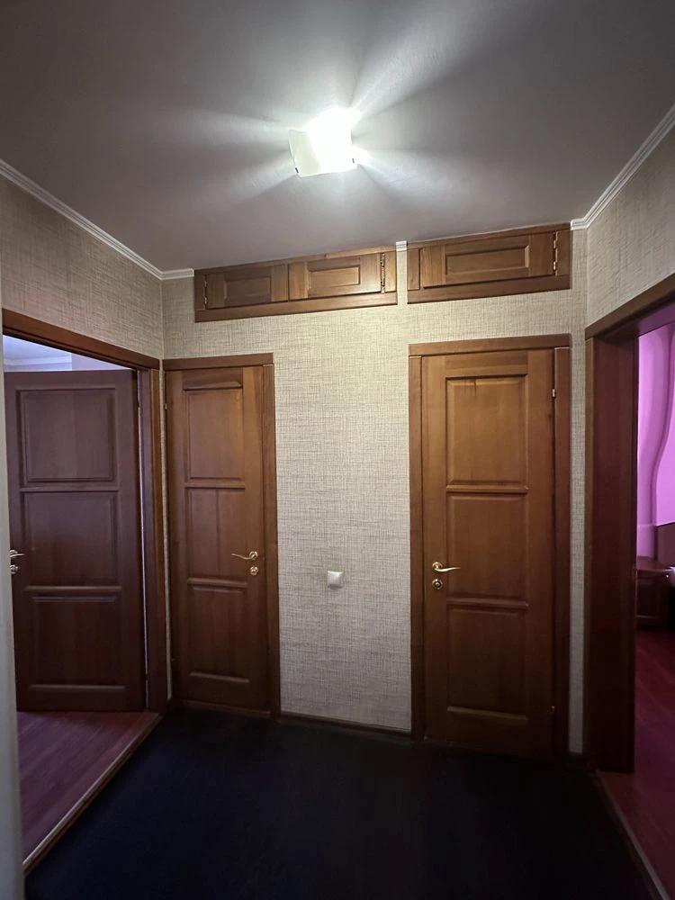 Продам 3- х ком на Заболотного с кап ремонтом