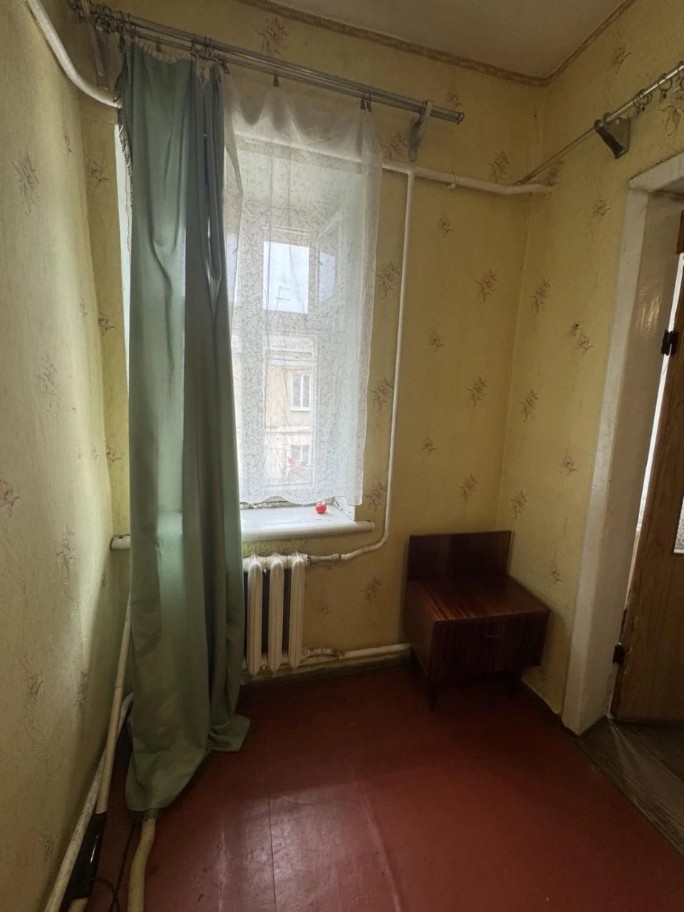 Продам 2-к квартиру з АГВ та горищем на Б. Хмельницького(3-1