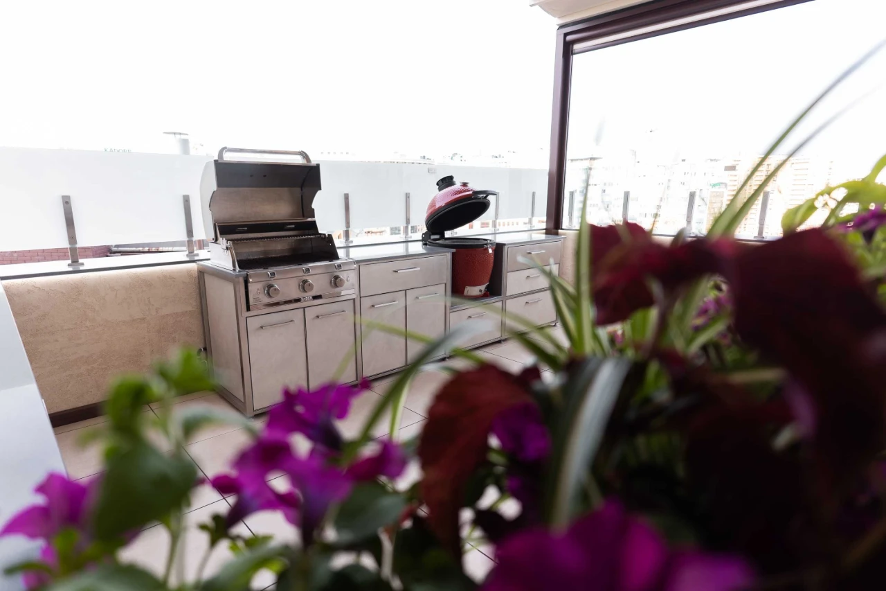 For Sale: Luxury Apartment in "New Arcadia" Residential Complex