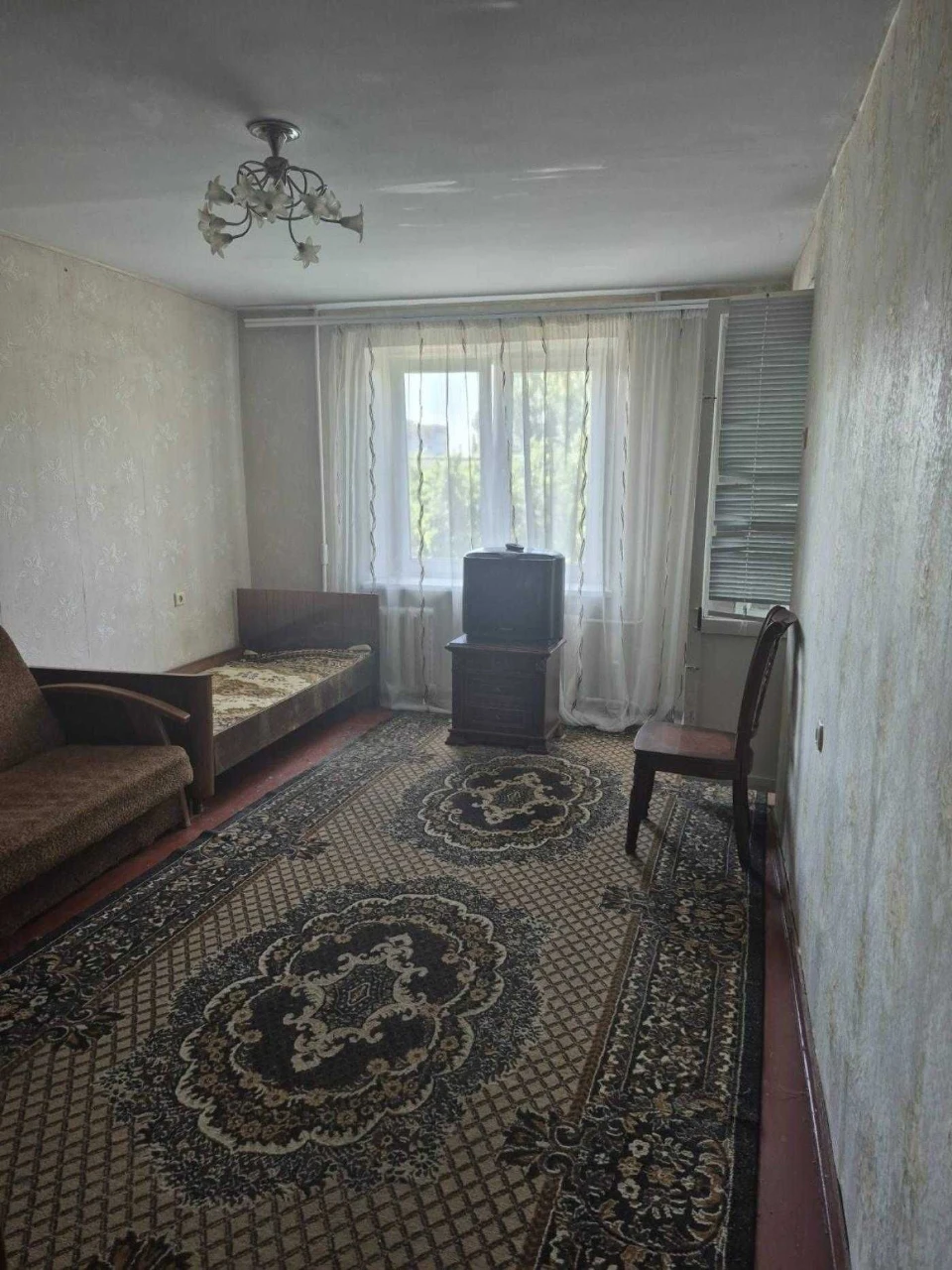 Продам 1 ком. квартиру пр. Добровольского
