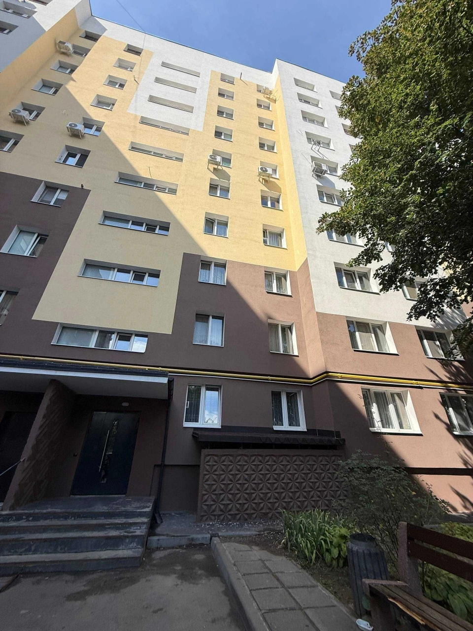 One-bedroom apartment in Zamość, middle floor, for sale