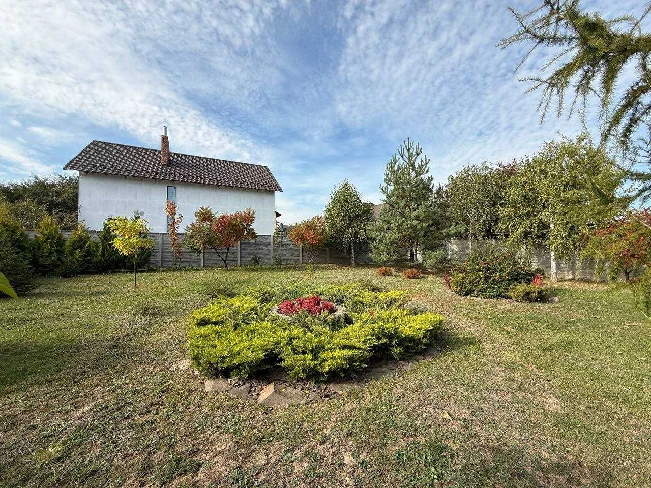 Land for sale in Pyrogovo, with utility connections